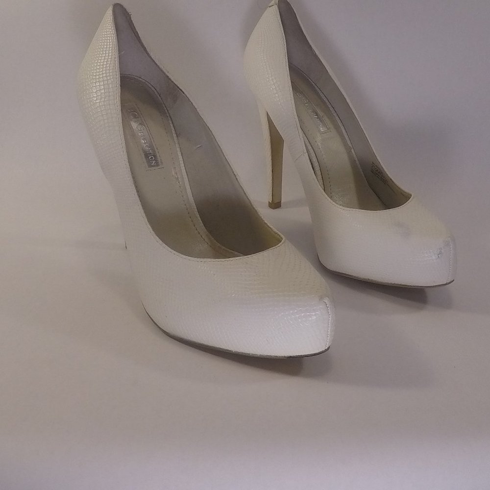 BCBG “Parade” white heels